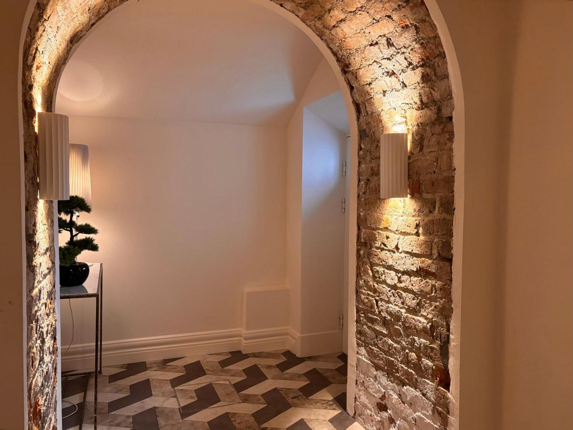 Luxurious 2 Bedroom Apartment With Sea View In Monkstown Blackrock  Buitenkant foto